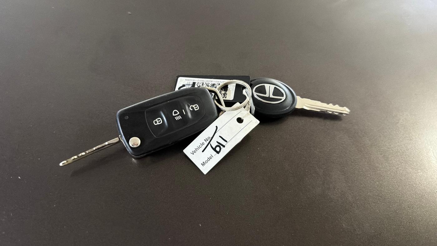2018 Tata Tiago XZ PETROL, Petrol, Manual, 90,927 km, Key Close Up