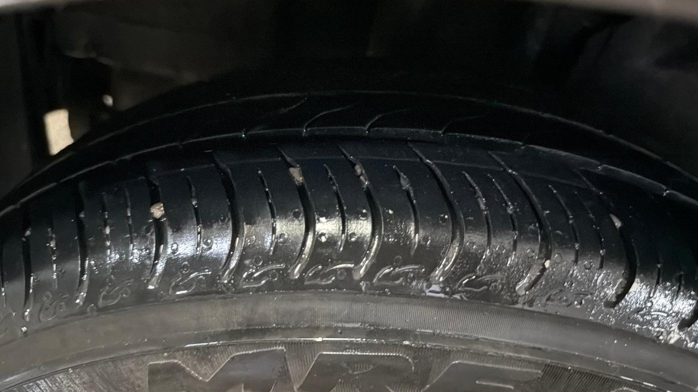 2018 Tata Tiago XZ PETROL, Petrol, Manual, 90,927 km, Right Rear Tyre Tread