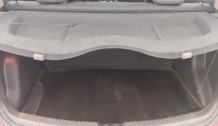 2014 Hyundai Grand i10 ASTA 1.2 KAPPA VTVT, Petrol, Manual, 98,348 km, Boot Inside