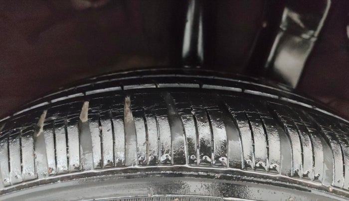 2014 Hyundai Grand i10 ASTA 1.2 KAPPA VTVT, Petrol, Manual, 98,348 km, Left Rear Tyre Tread