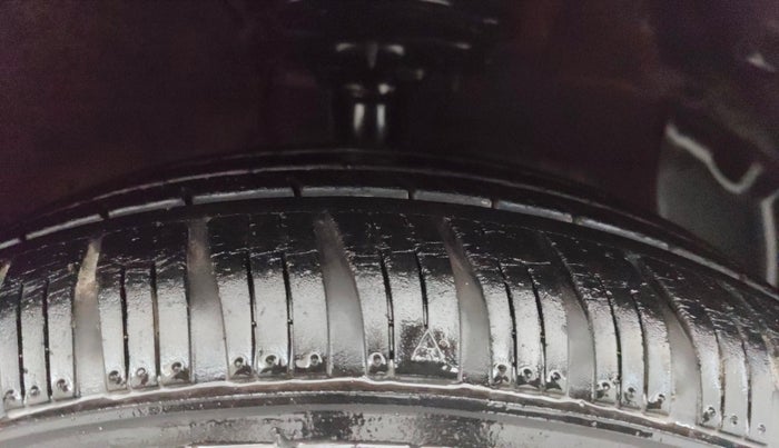 2014 Hyundai Grand i10 ASTA 1.2 KAPPA VTVT, Petrol, Manual, 98,348 km, Right Front Tyre Tread