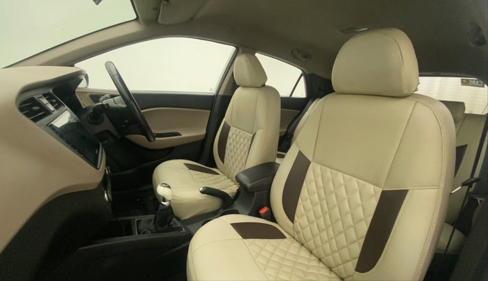 2016 Hyundai Elite i20 ASTA 1.2, Petrol, Manual, 62,124 km, Right Side Front Door Cabin