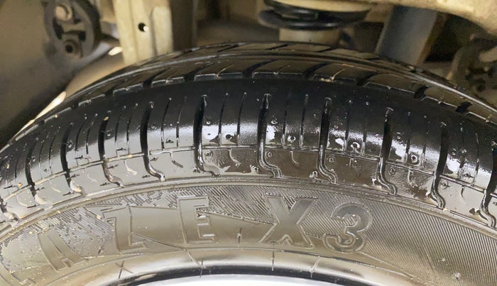 2017 Maruti Alto 800 LXI, Petrol, Manual, 52,290 km, Right Rear Tyre Tread