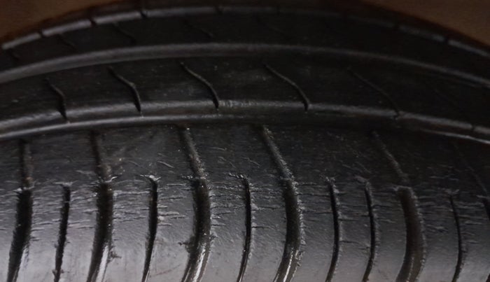 2020 Maruti S PRESSO VXI+, Petrol, Manual, 33,240 km, Right Front Tyre Tread
