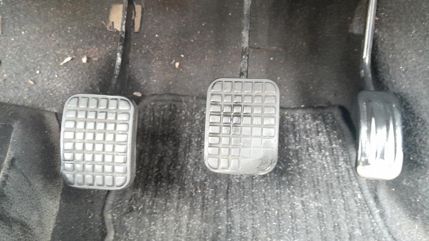 2014 Tata Nano TWIST XT, Petrol, Manual, 1,31,835 km, Pedals