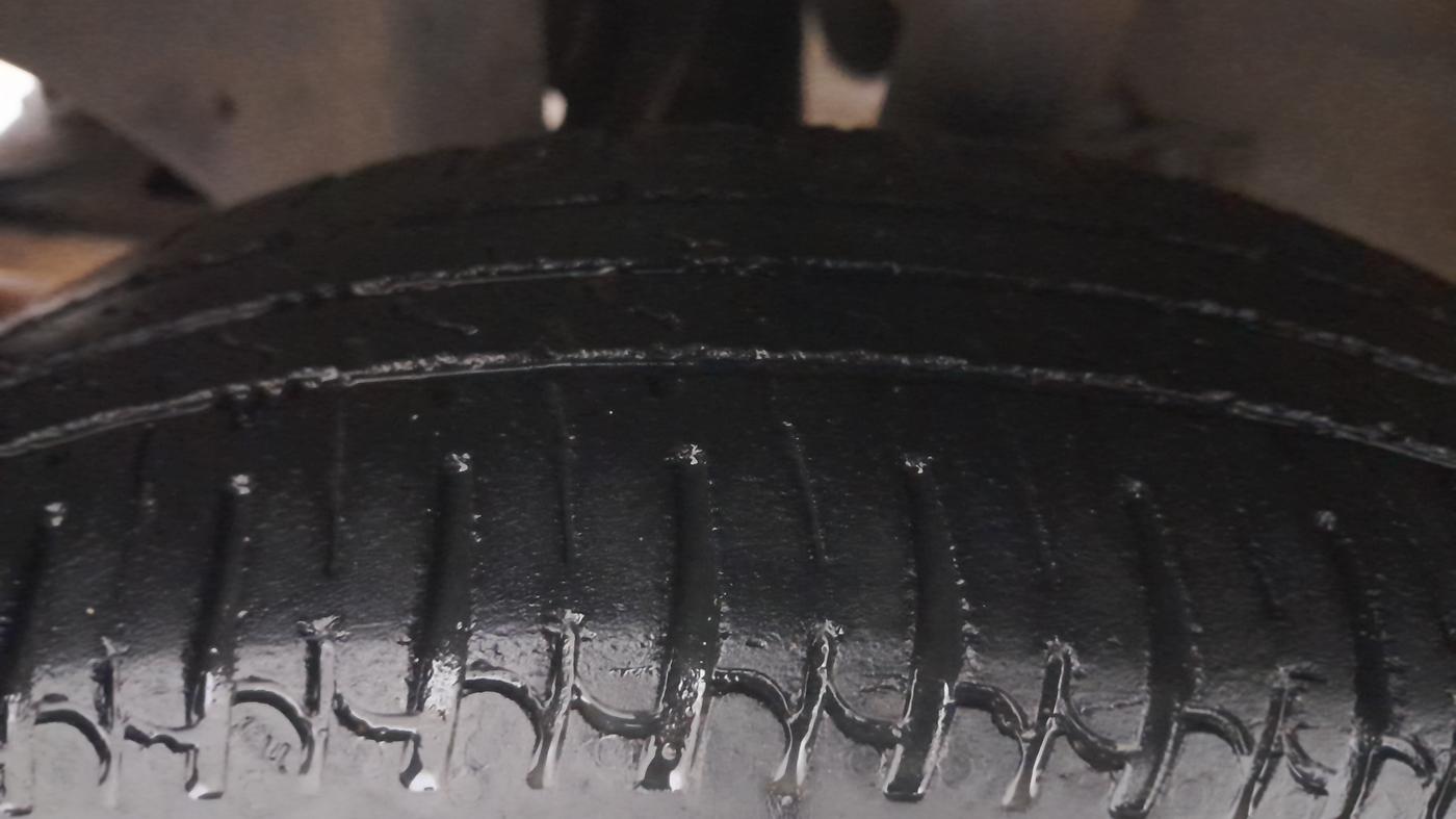 2014 Tata Nano TWIST XT, Petrol, Manual, 1,31,835 km, Left Front Tyre Tread