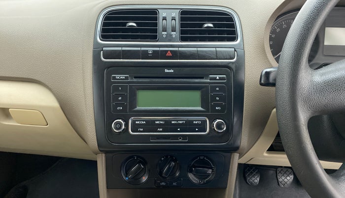 2013 Skoda Rapid AMBITION 1.6 TDI CR MT PLUS, Diesel, Manual, 1,23,087 km, AC Unit - Car heater not working