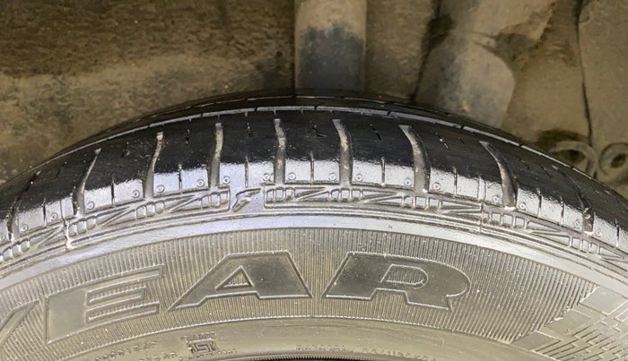 2017 Hyundai Grand i10 SPORTZ (O) 1.2 KAPPA VTVT, Petrol, Manual, 79,962 km, Left Rear Tyre Tread