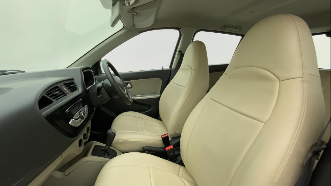 2016 Maruti Alto K10 VXI AMT, Petrol, Automatic, 26,500 km, Right Side Front Door Cabin