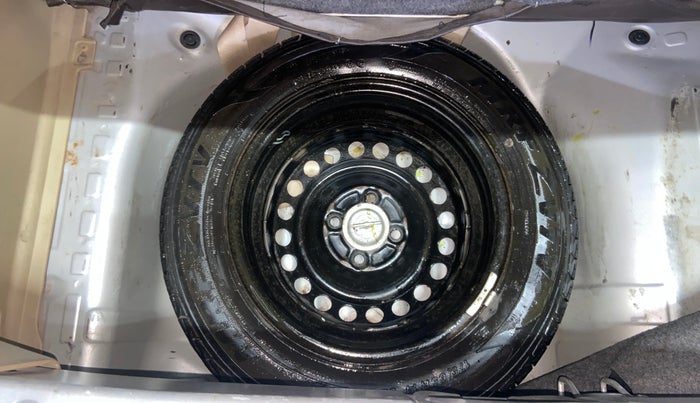 2014 Honda Brio S MT, Petrol, Manual, 1,15,782 km, Spare Tyre