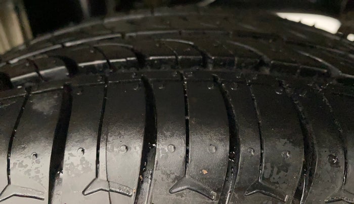 2017 Maruti Alto K10 VXI (O) AMT, Petrol, Automatic, 44,341 km, Left Rear Tyre Tread