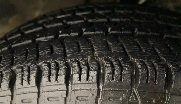 2017 Maruti Alto K10 VXI (O) AMT, Petrol, Automatic, 44,341 km, Right Front Tyre Tread