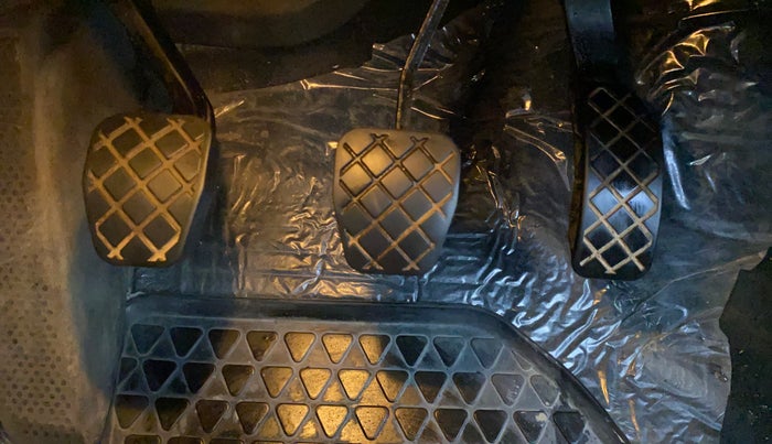 2019 Volkswagen Polo HIGHLINE PLUS 1.0, Petrol, Manual, 36,871 km, Pedals