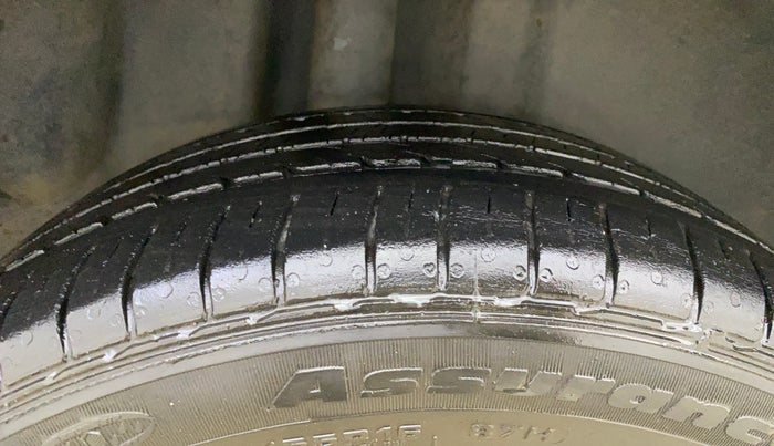 2019 Volkswagen Polo HIGHLINE PLUS 1.0, Petrol, Manual, 36,871 km, Right Rear Tyre Tread