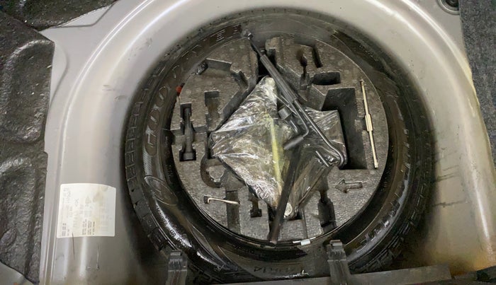 2019 Volkswagen Polo HIGHLINE PLUS 1.0, Petrol, Manual, 36,871 km, Spare Tyre