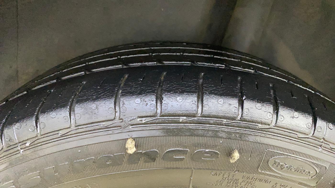 2019 Volkswagen Polo HIGHLINE PLUS 1.0, Petrol, Manual, 36,871 km, Left Rear Tyre Tread