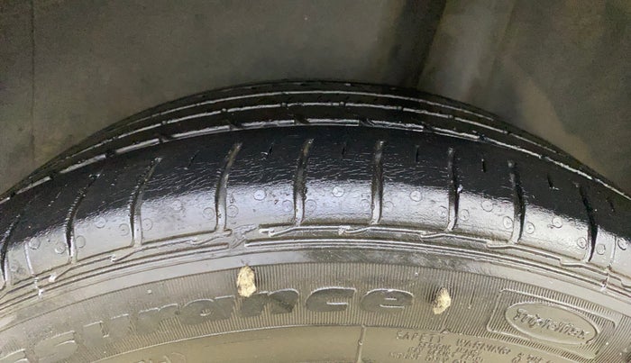 2019 Volkswagen Polo HIGHLINE PLUS 1.0, Petrol, Manual, 36,871 km, Left Rear Tyre Tread