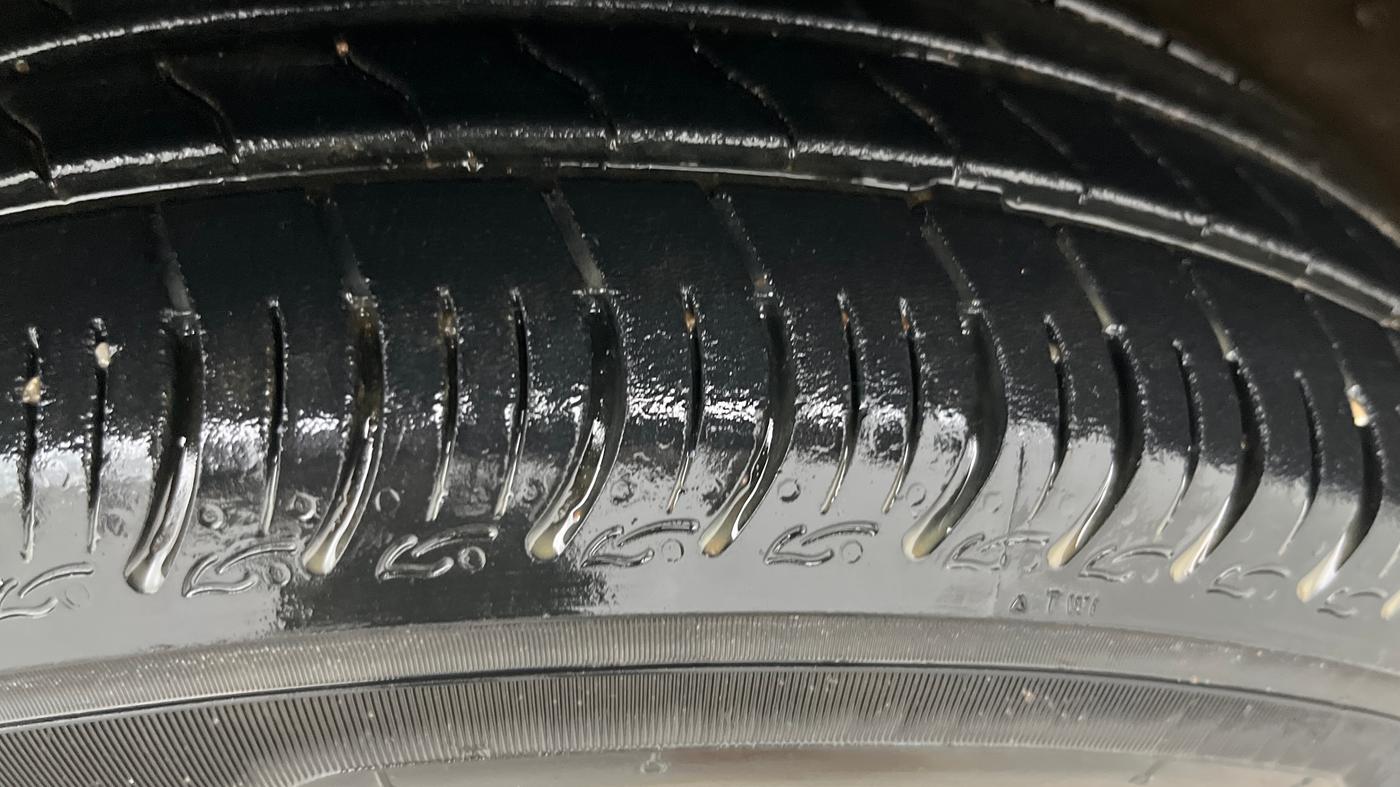 2023 Maruti S PRESSO VXI PLUS (O) AMT, Petrol, Automatic, 9,104 km, Left Front Tyre Tread