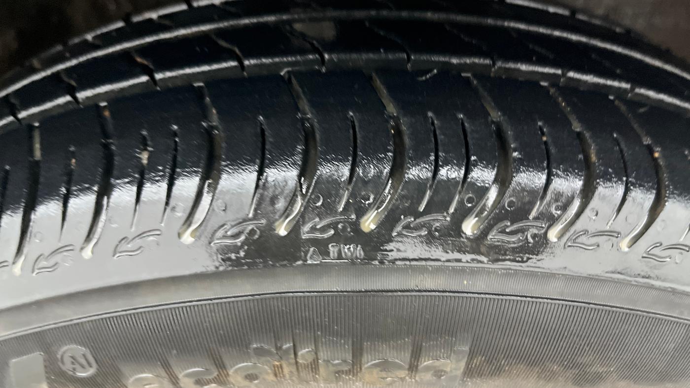 2023 Maruti S PRESSO VXI PLUS (O) AMT, Petrol, Automatic, 9,104 km, Right Front Tyre Tread