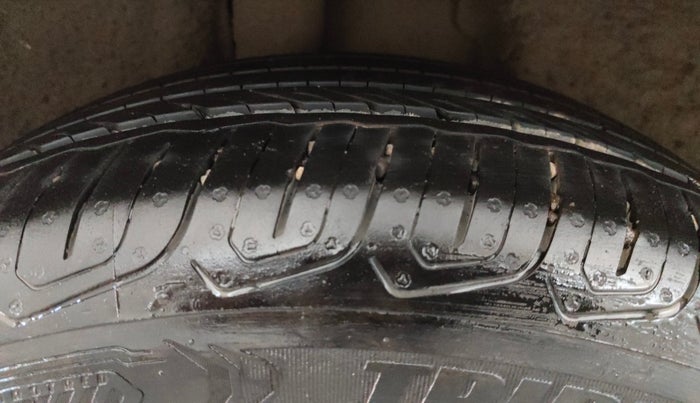 2020 Skoda Karoq STYLE 1.5 TSI AT, Petrol, Automatic, 77,141 km, Right Rear Tyre Tread