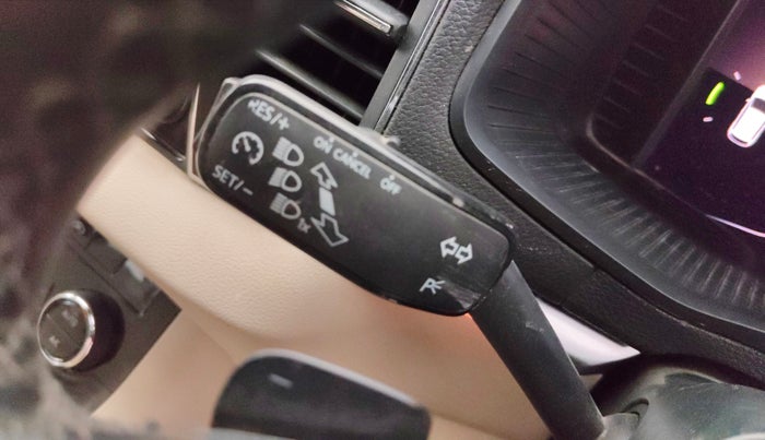 2020 Skoda Karoq STYLE 1.5 TSI AT, Petrol, Automatic, 77,141 km, Adaptive Cruise Control