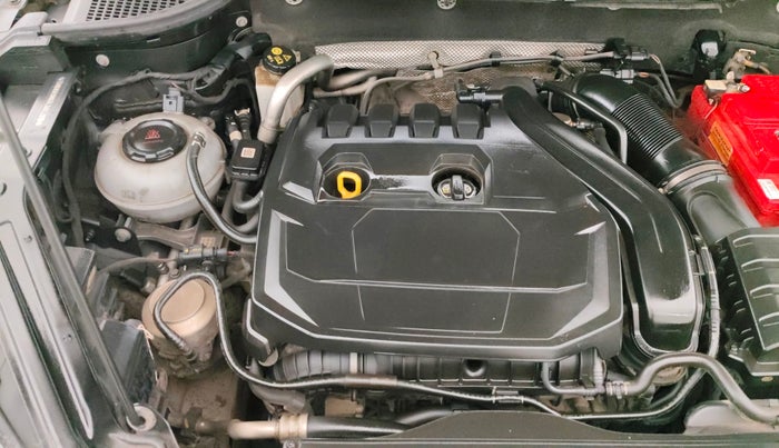 2020 Skoda Karoq STYLE 1.5 TSI AT, Petrol, Automatic, 77,141 km, Engine View - Right