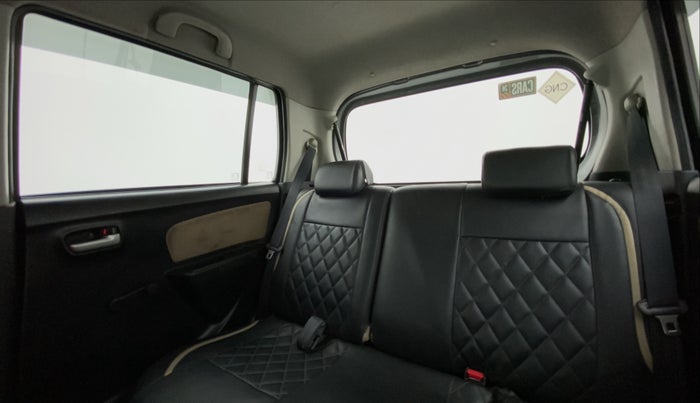 2017 Maruti Wagon R 1.0 LXI CNG, CNG, Manual, 1,03,885 km, Right Side Rear Door Cabin