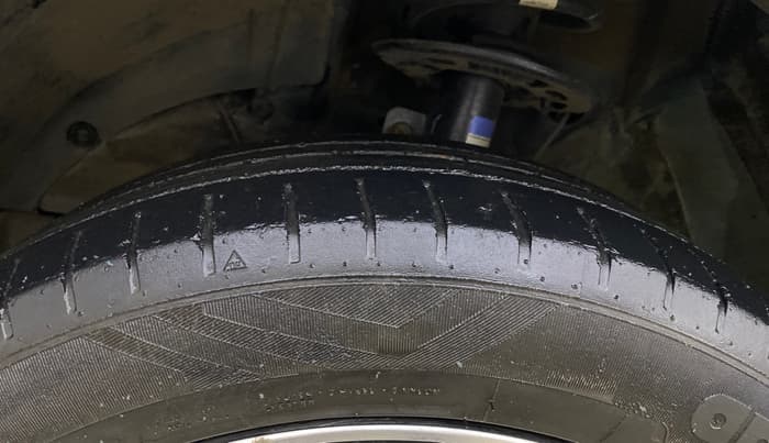 2019 Maruti Baleno ZETA PETROL 1.2, Petrol, Manual, 49,232 km, Left Front Tyre Tread