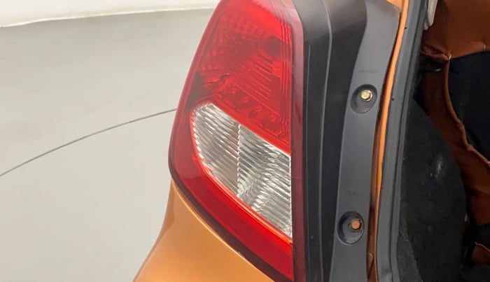 2018 Datsun Go T (O), Petrol, Manual, 60,853 km, Left tail light - Reverse gear light not functional