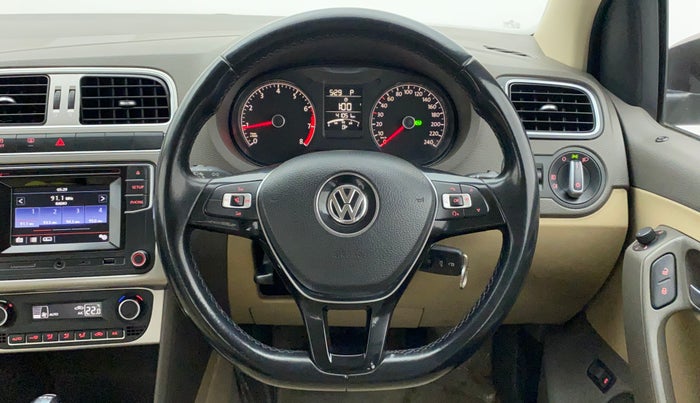 2017 Volkswagen Vento HIGHLINE PETROL AT, Petrol, Automatic, 41,050 km, Steering Wheel Close Up