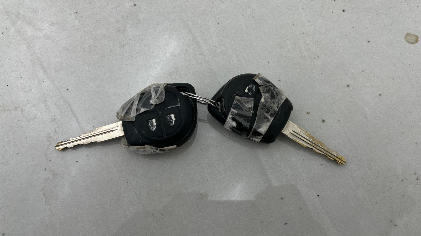 2014 Maruti Swift Dzire VXI, Petrol, Manual, 1,17,982 km, Key Close Up