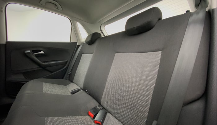 2016 Volkswagen Polo COMFORTLINE 1.2L PETROL, Petrol, Manual, 35,519 km, Right Side Door Cabin View