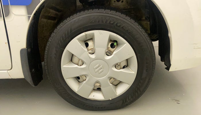 2014 Maruti Wagon R 1.0 LXI CNG, CNG, Manual, 99,831 km, Right Front Wheel