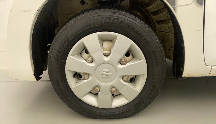 2014 Maruti Wagon R 1.0 LXI CNG, CNG, Manual, 99,831 km, Left Front Wheel