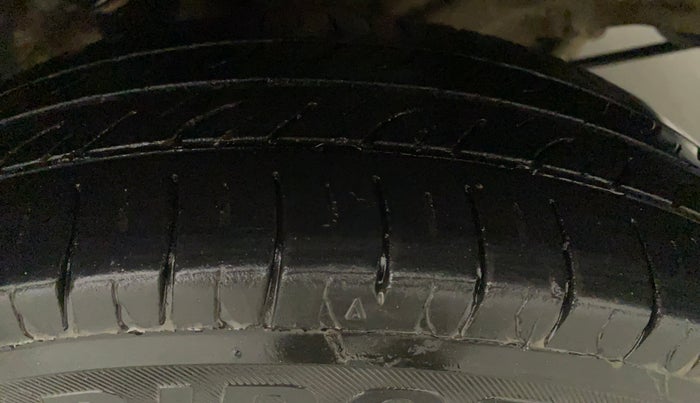 2014 Maruti Wagon R 1.0 LXI CNG, CNG, Manual, 99,831 km, Left Rear Tyre Tread