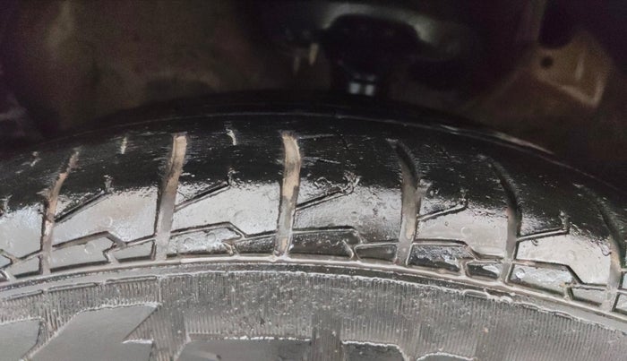 2021 KIA SELTOS HTX 1.5 DIESEL, Diesel, Manual, 70,264 km, Left Front Tyre Tread