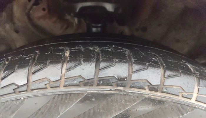 2021 KIA SELTOS HTX 1.5 DIESEL, Diesel, Manual, 70,264 km, Right Front Tyre Tread