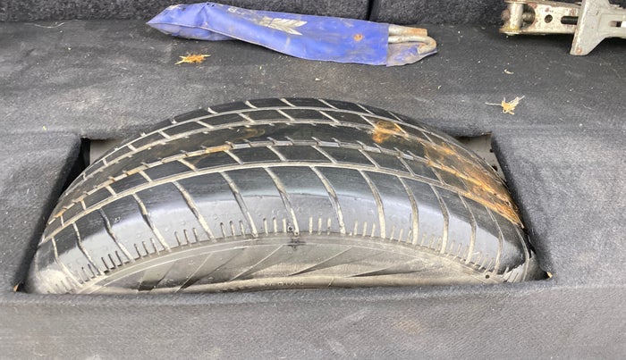 2014 Maruti Celerio VXI CNG, CNG, Manual, 98,947 km, Spare Tyre