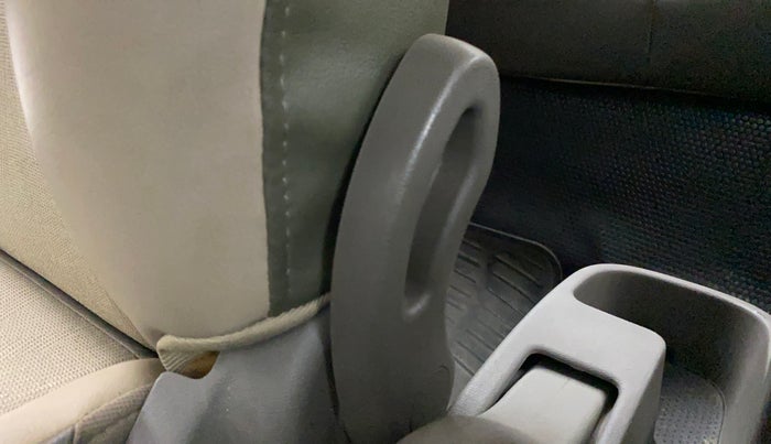 2013 Hyundai i10 SPORTZ 1.1, Petrol, Manual, 46,333 km, Driver Side Adjustment Panel