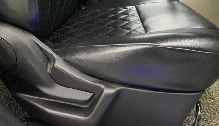 2019 Maruti New Wagon-R ZXI 1.2, Petrol, Manual, 59,301 km, Driver Side Adjustment Panel