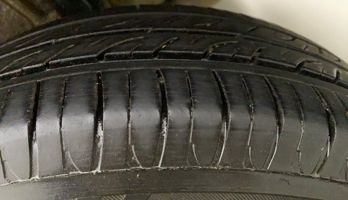 2019 Maruti New Wagon-R ZXI 1.2, Petrol, Manual, 59,301 km, Left Rear Tyre Tread