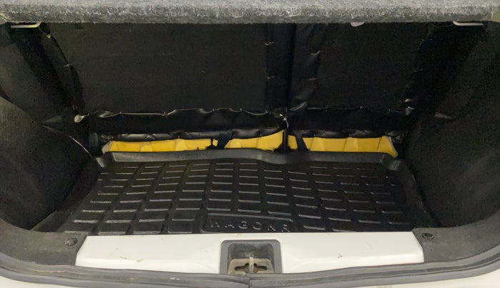 2019 Maruti New Wagon-R ZXI 1.2, Petrol, Manual, 59,301 km, Boot Inside