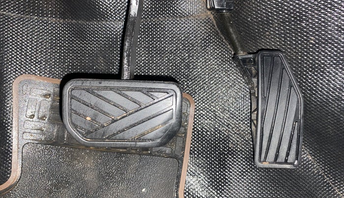 2019 Maruti Swift ZXI PLUS AMT, Petrol, Automatic, 1,48,473 km, Pedals