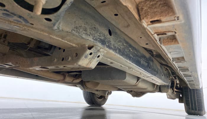 2014 Toyota Innova 2.5 GX 8 STR, Diesel, Manual, 92,263 km, Right Side Underbody