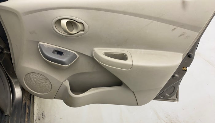 2014 Datsun Go T, Petrol, Manual, 24,640 km, Driver Side Door Panels Control