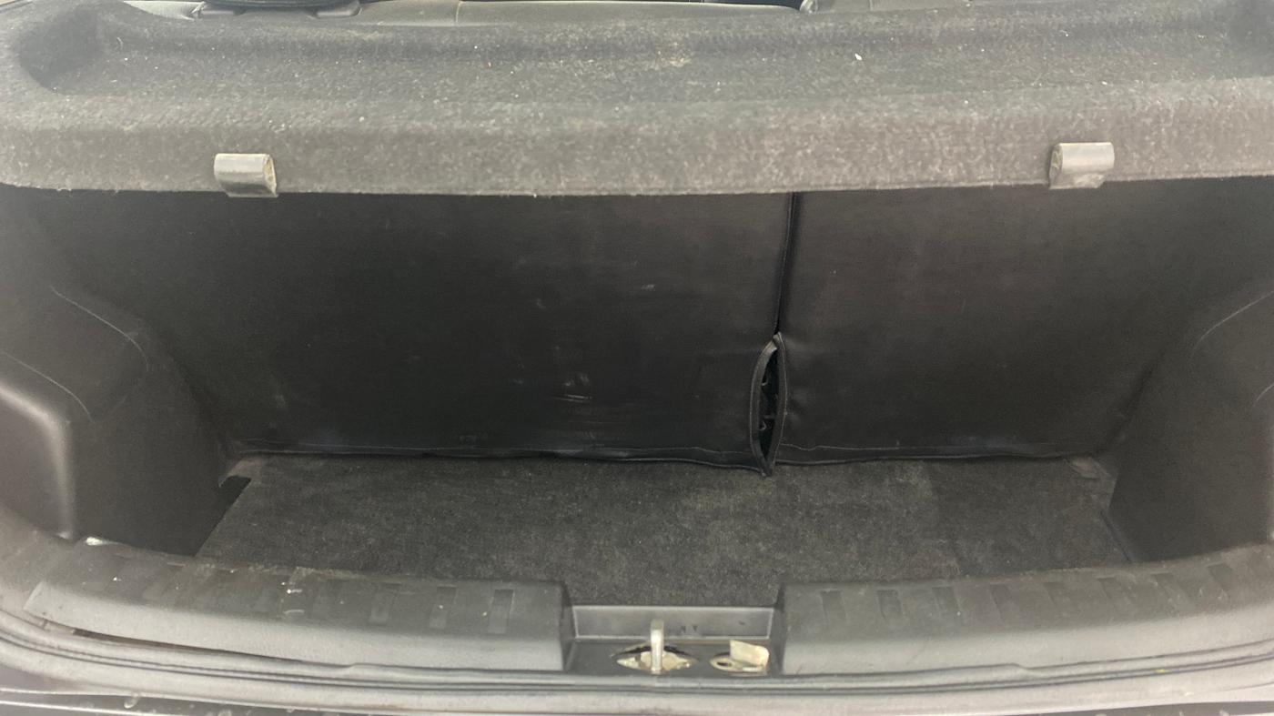 2017 Maruti Swift LXI (O), Petrol, Manual, 63,565 km, Boot Inside