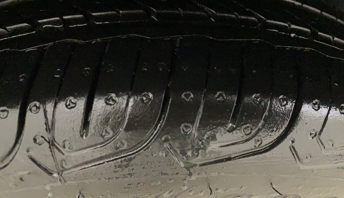 2017 Honda Jazz 1.2L I-VTEC V AT, Petrol, Automatic, 89,825 km, Right Rear Tyre Tread