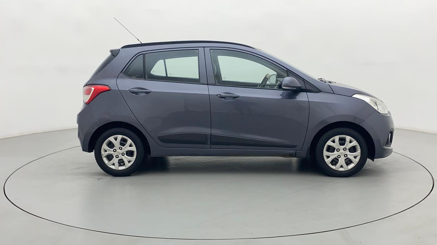 2016 Hyundai Grand i10 SPORTZ 1.2 KAPPA VTVT, Petrol, Manual, 1,14,586 km, Right Side View
