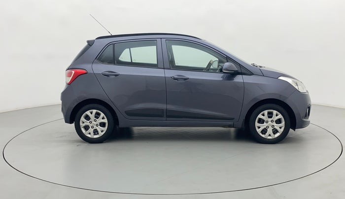 2016 Hyundai Grand i10 SPORTZ 1.2 KAPPA VTVT, Petrol, Manual, 1,14,586 km, Right Side View