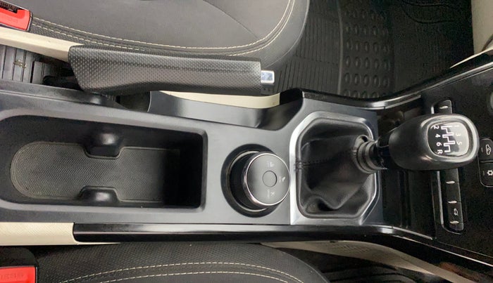 2022 Tata NEXON XZ PETROL, Petrol, Manual, 33,081 km, Gear Lever